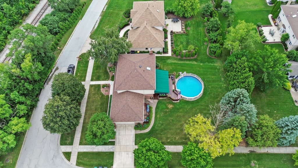 Image 48 of property listing at 16620 Pear Avenue, Orland Park, IL 60467