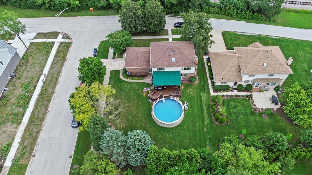 Image 49 of property listing at 16620 Pear Avenue, Orland Park, IL 60467