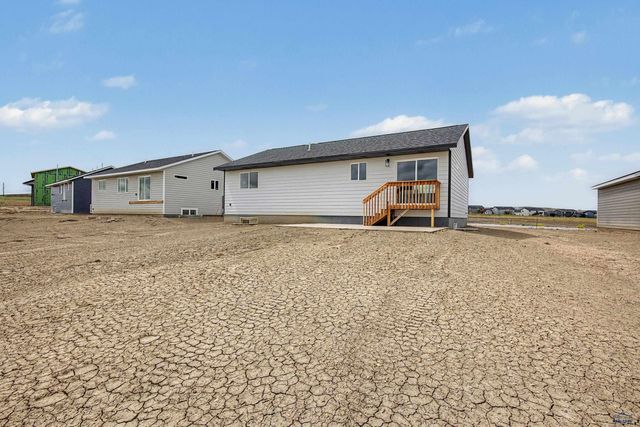 530 DENALI DR, Box Elder, SD 57719