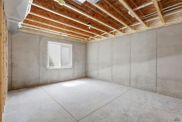 530 DENALI DR, Box Elder, SD 57719