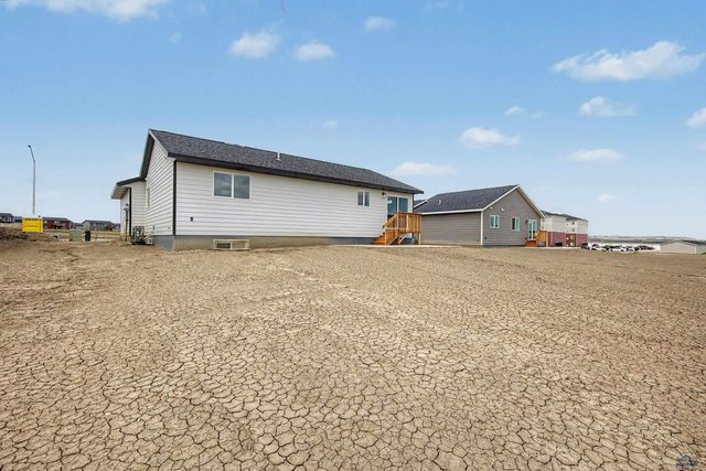 530 DENALI DR, Box Elder, SD 57719