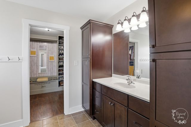 434 Lantern Court, Bourbonnais, IL 60914