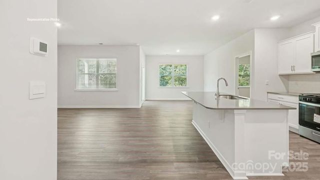 3928 Ashton Drive NW, Conover, NC 28613