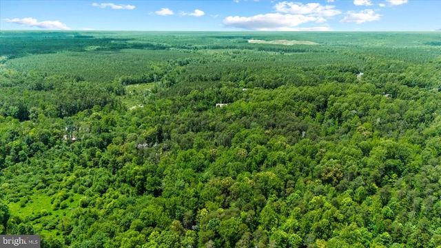 5621 TOWLES MILL RD, Partlow, VA 22534