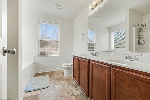 112 York Place, Linwood, NC 27299