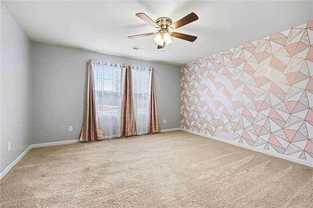 112 York Place, Linwood, NC 27299