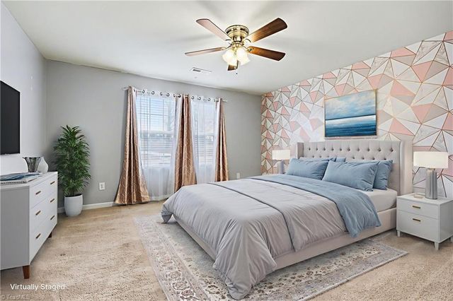 112 York Place, Linwood, NC 27299