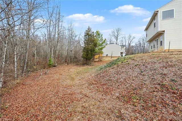 112 York Place, Linwood, NC 27299