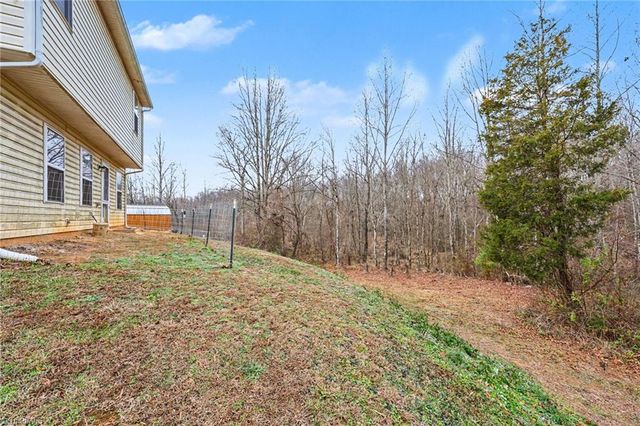 112 York Place, Linwood, NC 27299