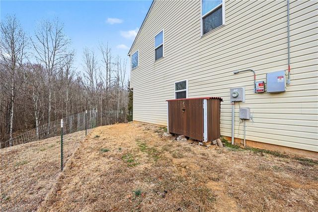 112 York Place, Linwood, NC 27299