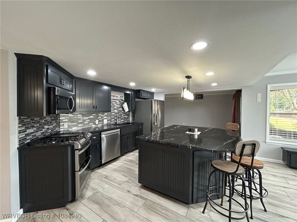 8813 Canterbury Cove 8813 Canterbury Cove