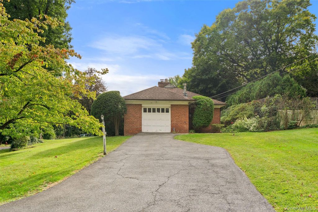 418 Read Avenue, Yonkers, NY 10707 — photo 3