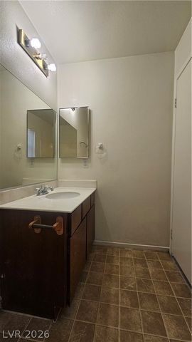 4057 Woodgreen Drive, Las Vegas, NV 89108