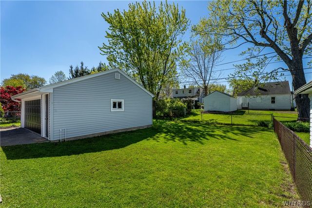 77 Peinkofer Drive, Cheektowaga, NY 14225