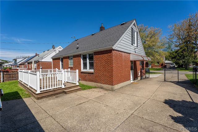 77 Peinkofer Drive, Cheektowaga, NY 14225
