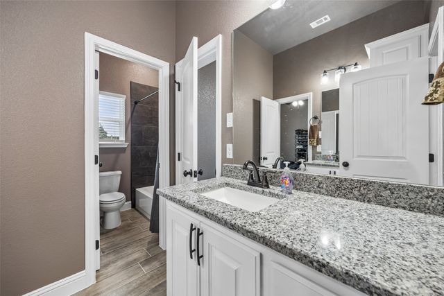 2000 Donna Court, Reno, TX 76020