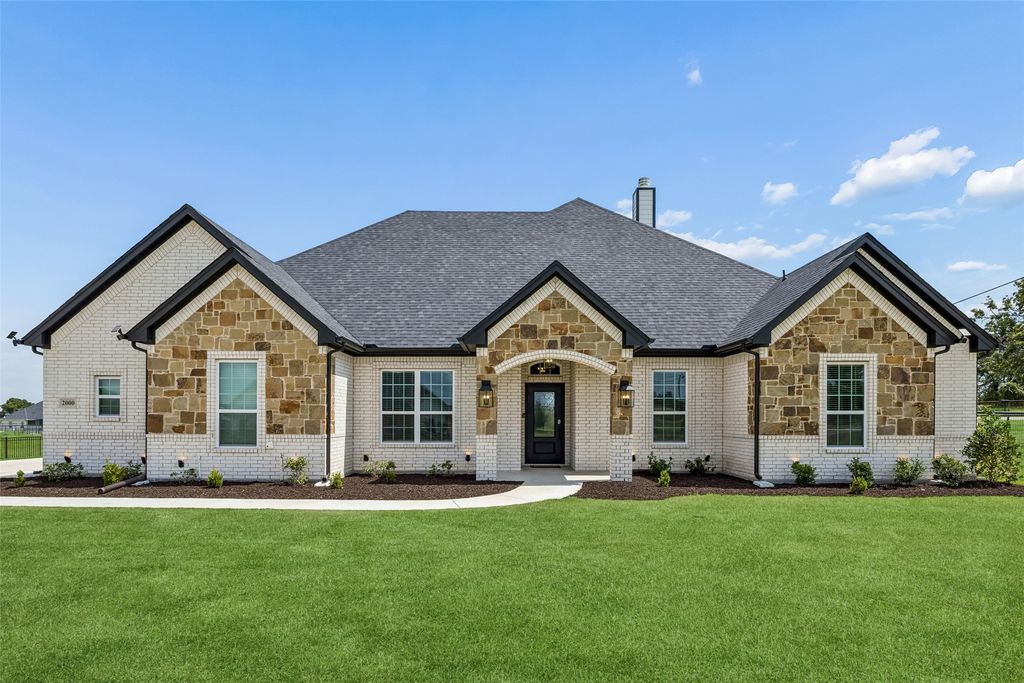 2000 Donna Court, Reno, TX 76020
