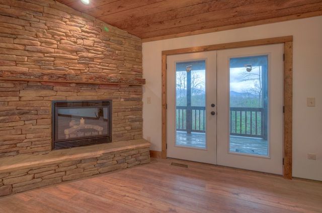 147 High Ridge Road, Murphy, NC 28906