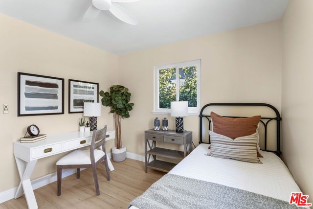 910 Thomas Avenue, Redlands, CA 92374