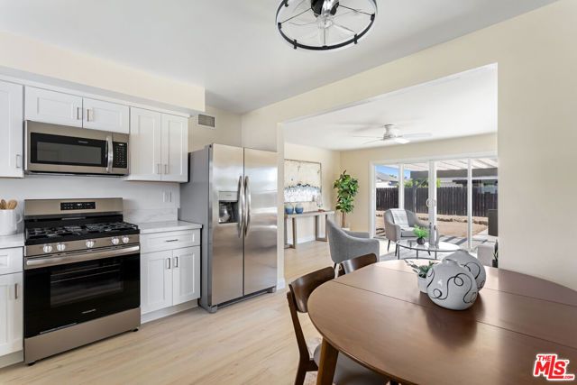 910 Thomas Avenue, Redlands, CA 92374