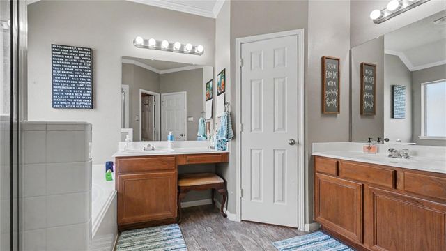 4830 Chase Stone Drive, Bacliff, TX 77518
