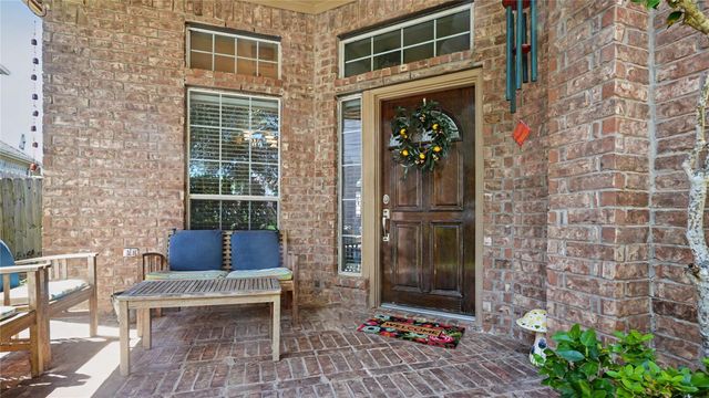 4830 Chase Stone Drive, Bacliff, TX 77518
