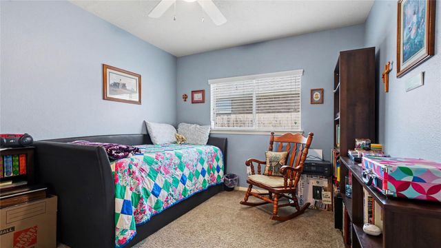 4830 Chase Stone Drive, Bacliff, TX 77518