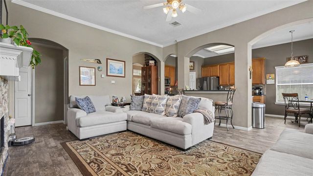4830 Chase Stone Drive, Bacliff, TX 77518