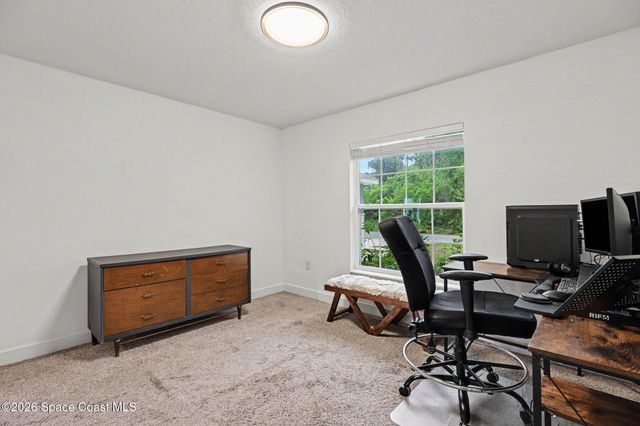 325 Kapok Court NW, Palm Bay, FL 32907