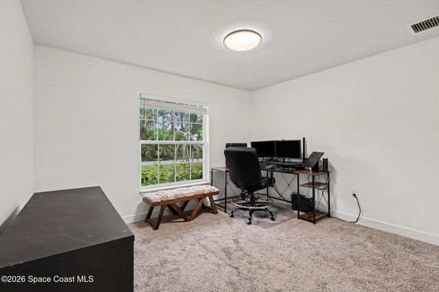 325 Kapok Court NW, Palm Bay, FL 32907