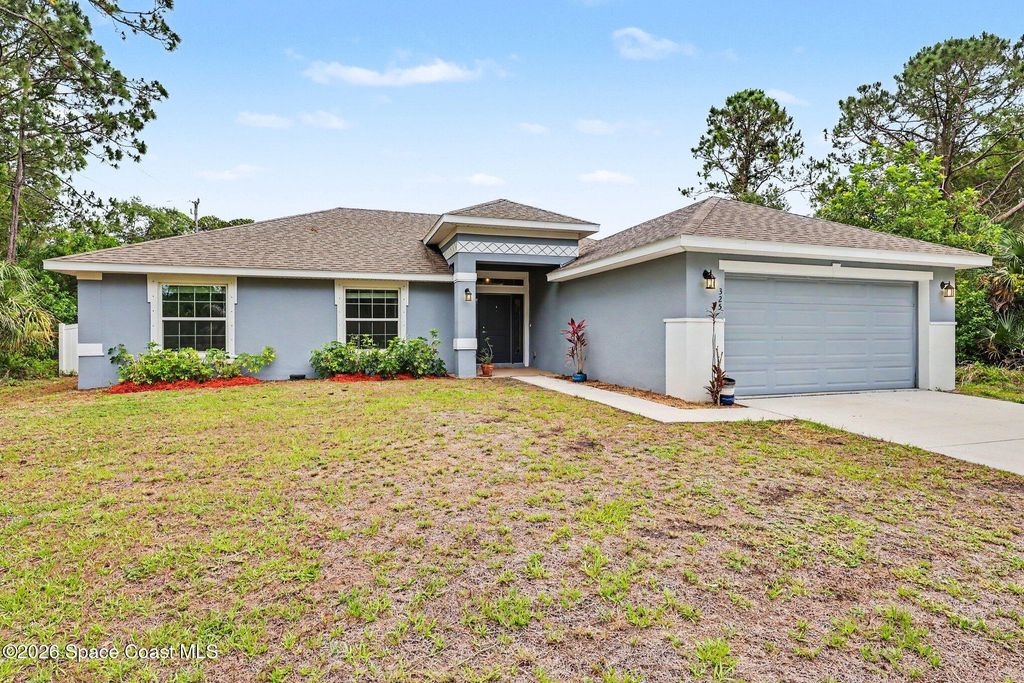 325 Kapok Court NW, Palm Bay, FL 32907