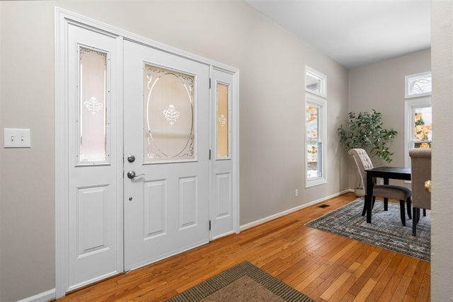 5971 Creekview Court, Ann Arbor, MI 48108