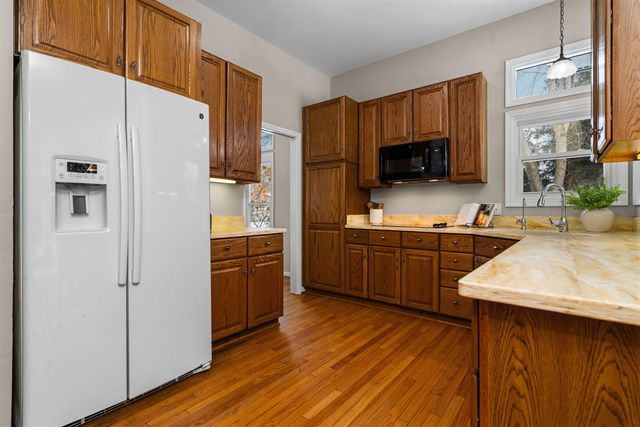 5971 Creekview Court, Ann Arbor, MI 48108