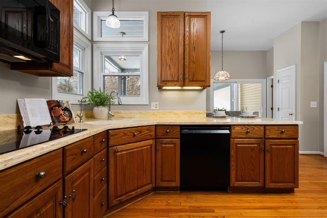 5971 Creekview Court, Ann Arbor, MI 48108