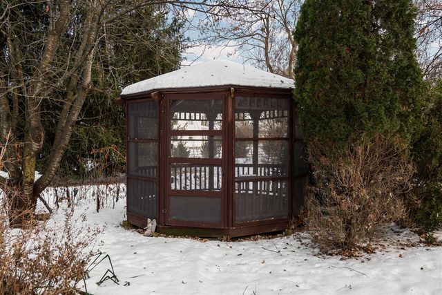 5971 Creekview Court, Ann Arbor, MI 48108