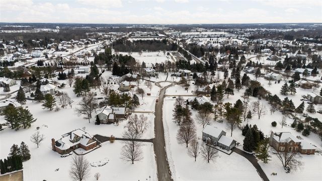 5971 Creekview Court, Ann Arbor, MI 48108