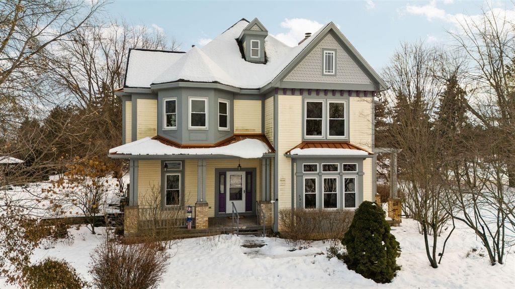 5971 Creekview Court, Ann Arbor, MI 48108