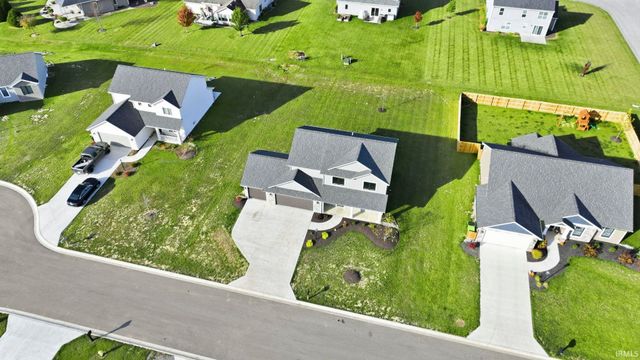 310 Cottonwood Court, Markle, IN 46770