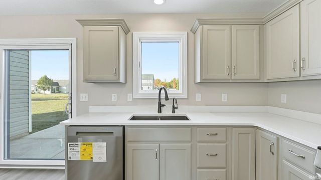 310 Cottonwood Court, Markle, IN 46770