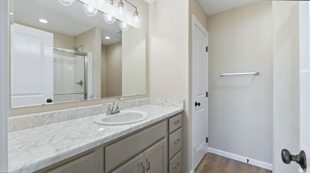 310 Cottonwood Court, Markle, IN 46770