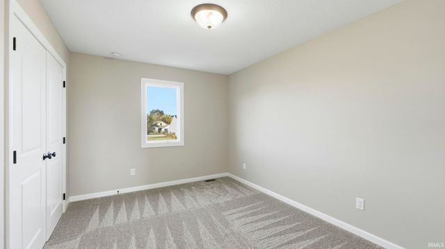 310 Cottonwood Court, Markle, IN 46770