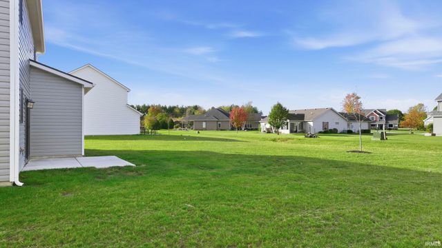 310 Cottonwood Court, Markle, IN 46770