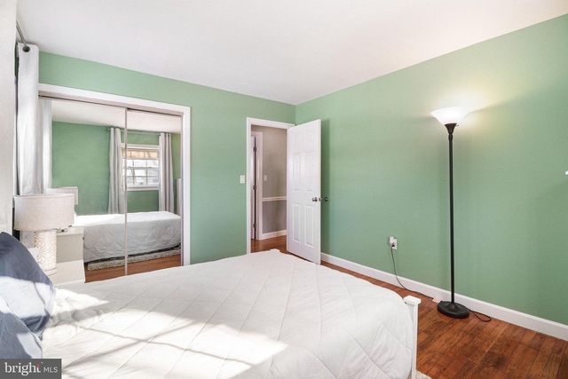 7256 SANDY HOLLOW RD, Harrisburg, PA 17112