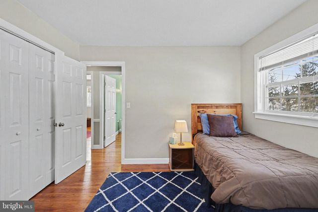 7256 SANDY HOLLOW RD, Harrisburg, PA 17112