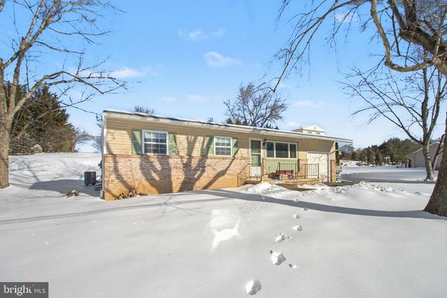 7256 SANDY HOLLOW RD, Harrisburg, PA 17112