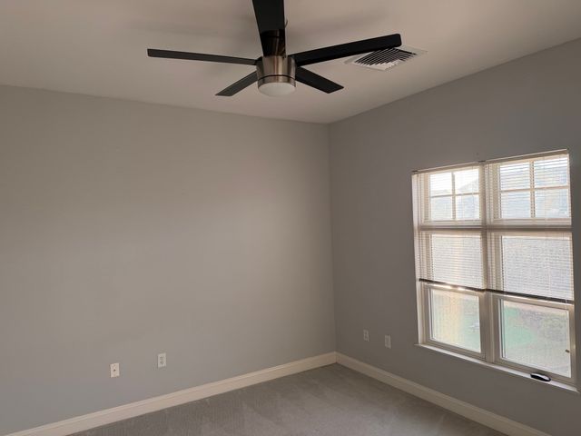 501 Commerce 1-305, Braintree, MA 02184