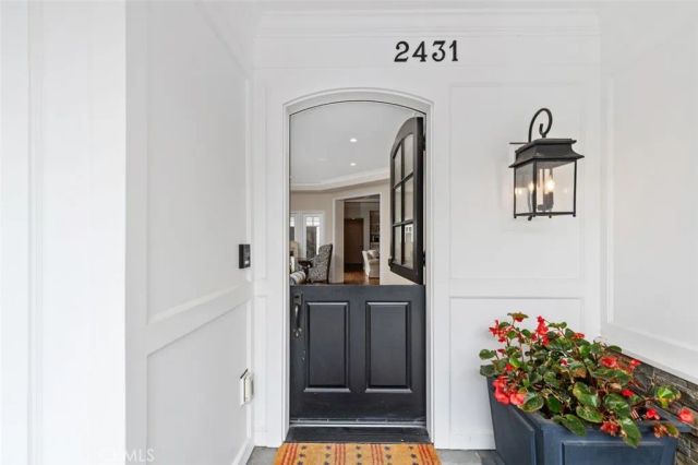 2431 Bayshore Drive, Newport Beach, CA 92663