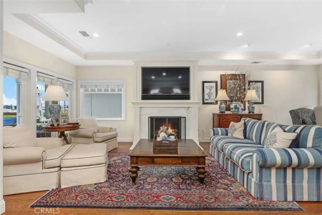 2431 Bayshore Drive, Newport Beach, CA 92663