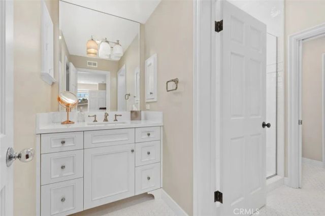 2431 Bayshore Drive, Newport Beach, CA 92663