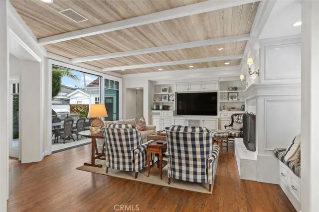 2431 Bayshore Drive, Newport Beach, CA 92663